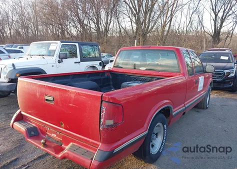 1997 Chevrolet S-10 Ls Fleetside from USA, damaged, VIN 1GCCS19W7VK101343